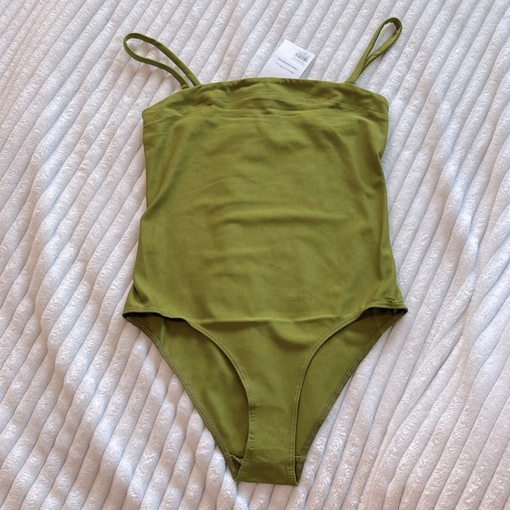 Savannah Morrow Cecilia One Piece Swimsuit in Moss - Picture 2 of 6
